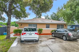 530 NE 34th St, Pompano Beach, FL 33064 - Photo 1