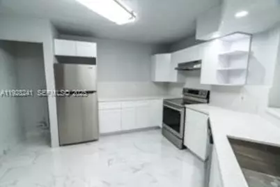 975 N Franklin Ave #975B, Homestead, FL 33034 - Photo 1