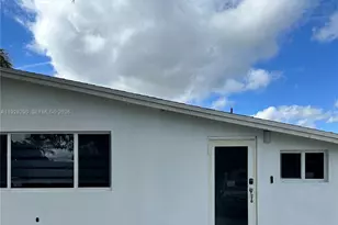2140 N 62nd Ave, Hollywood, FL 33024 - Photo 1