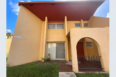 13701 SW 84th St #A, Miami, FL 33183 - Photo 1