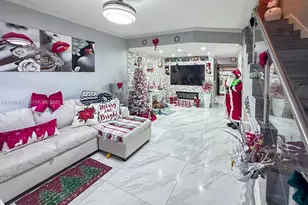 2216 W 53rd Pl, Hialeah, FL 33016 - Photo 1