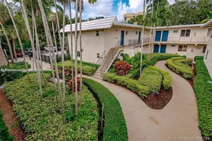 8607 SW 68th Ct, Pinecrest, FL 33156 - Photo 1