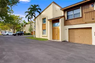 11482 SW 109th Rd, Miami, FL 33176 - Photo 1