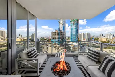 851 NE 1st Ave #1700, Miami, FL 33132 - Photo 1