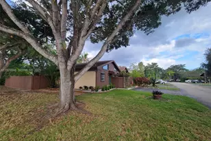 11375 SW 112th Cir Ln S, Miami, FL 33176 - Photo 1