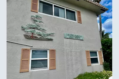 2161 NE 42nd St #6, Lighthouse Point, FL 33064 - Photo 1