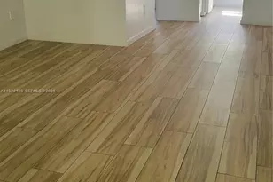 655 Meridian Ave, Miami Beach, FL 33139 - Photo 1