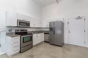 444 NE 30th St, Miami, FL 33137 - Photo 1