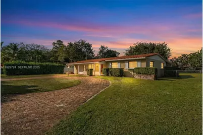 8345 SW 98th St, Miami, FL 33156 - Photo 1