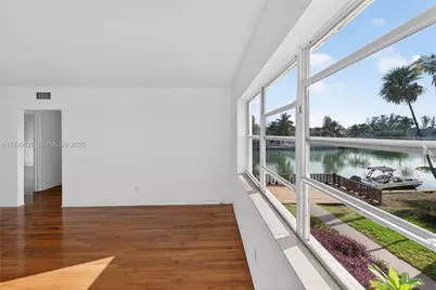 160 S Shore Dr #5, Miami Beach, FL 33141 - Photo 1