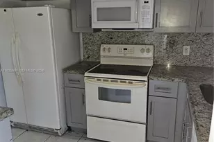 2041 NW 81st Ave, Pembroke Pines, FL 33024 - Photo 1