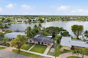 10730 SW 51st Dr, Miami, FL 33165 - Photo 1