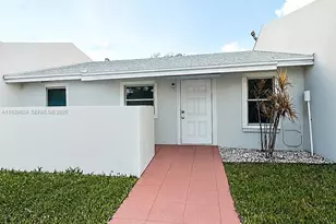 10385 SW 209th Ln, Cutler Bay, FL 33189 - Photo 1