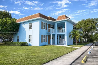 4951 Wedgewood Way #1, West Palm Beach, FL 33417 - Photo 1