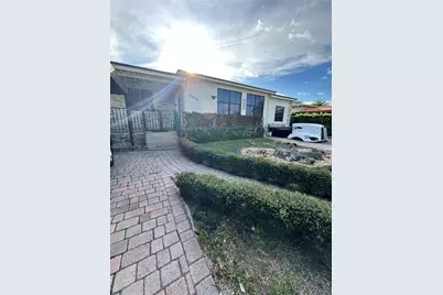 5010 E 1st Ave #5010, Hialeah, FL 33013 - Photo 1