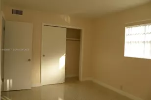 1765 Venice Ln, North Miami, FL 33181 - Photo 1