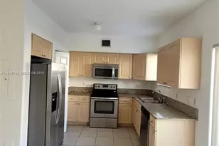 7241 NW 174th Terrace, Hialeah, FL 33015 - Photo 1