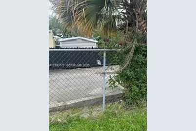 17051 NE 23rd Ave #2E, North Miami Beach, FL 33160 - Photo 1