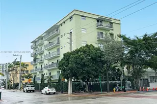 363 Washington Ave, Miami Beach, FL 33139 - Photo 1