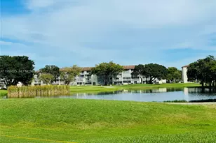 301 SW 135th Ave, Pembroke Pines, FL 33027 - Photo 1