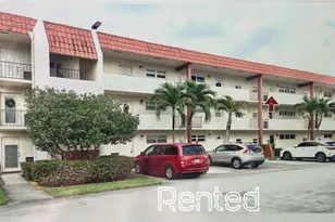 681 S Hollybrook Dr, Pembroke Pines, FL 33025 - Photo 1