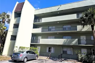 1638 Embassy Dr, West Palm Beach, FL 33401 - Photo 1