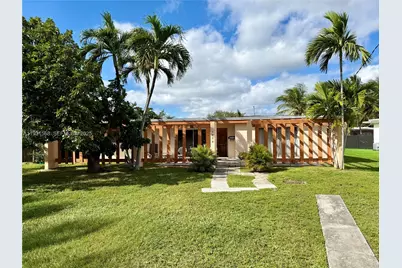 1835 N Hibiscus Dr, North Miami, FL 33181 - Photo 1