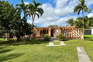 1835 N Hibiscus Dr, North Miami, FL 33181 - Photo 1