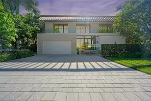 3260 NE 165th St, North Miami Beach, FL 33160 - Photo 1