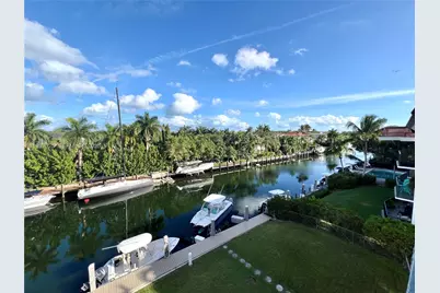 6815 Edgewater Dr #308, Coral Gables, FL 33133 - Photo 1