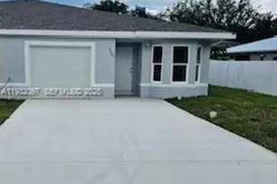 1413 Las Villas Blvd, Sebring, FL 33870 - Photo 1