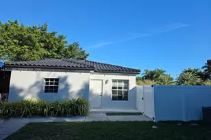 16201 SW 169th Ave, Miami, FL 33187 - Photo 1