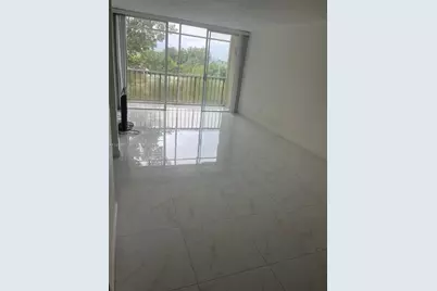8870 Fontainebleau Blvd #401, Miami, FL 33172 - Photo 1