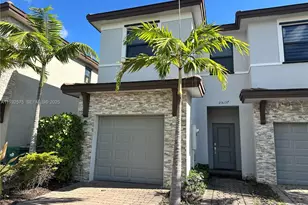 25137 SW 108th Ave, Homestead, FL 33032 - Photo 1