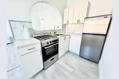 1618 Michigan Ave #21, Miami Beach, FL 33139 - Photo 1