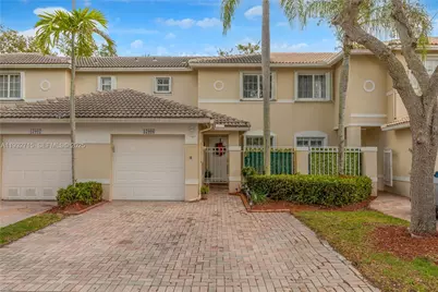 17006 NW 22nd St, Pembroke Pines, FL 33028 - Photo 1