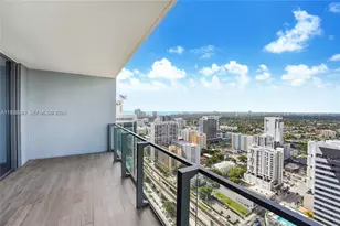 88 SW 7th St, Miami, FL 33130 - Photo 1