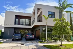 10109 NW 76th Terrace, Doral, FL 33178 - Photo 1