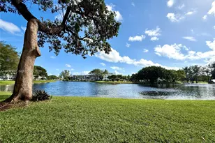 1023 Durham A, Deerfield Beach, FL 33442 - Photo 1