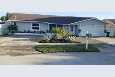 13520 SW 97th St, Miami, FL 33186 - Photo 1