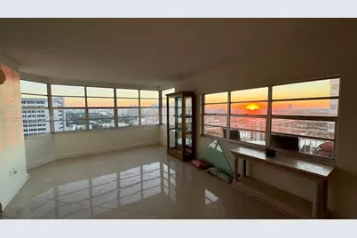 1980 S Ocean Dr #20Q, Hallandale Beach, FL 33009 - Photo 1