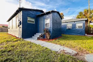 1927 Windsor Ave, West Palm Beach, FL 33407 - Photo 1