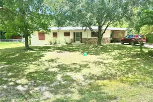 2790 Rainbow Dr, Fort Pierce, FL 34981 - Photo 1