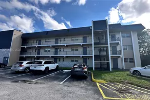 8020 Fairview Dr, Tamarac, FL 33321 - Photo 1