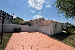 8754 NW 149th Terrace, Miami Lakes, FL 33018 - Photo 1