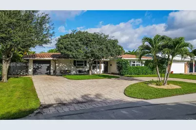 1707 NE 52nd St, Fort Lauderdale, FL 33334 - Photo 1