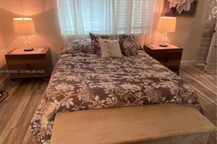 326 Roosevelt St, Hollywood, FL 33019 - Photo 1