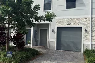 817 NW 3rd Way, Pompano Beach, FL 33060 - Photo 1