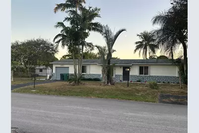 16452 SW 293rd St, Homestead, FL 33033 - Photo 1