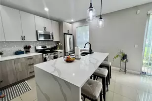 8472 SW 29th St, Miramar, FL 33025 - Photo 1